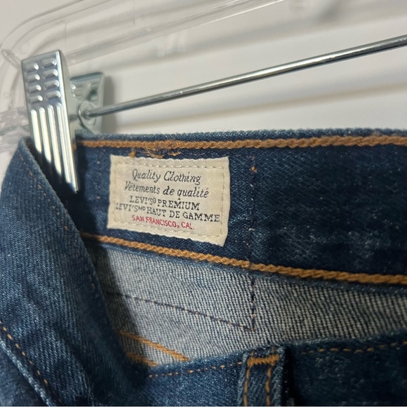 Levi Wedgie jeans - straight fit/high rise size 29 - Picture 8 of 9